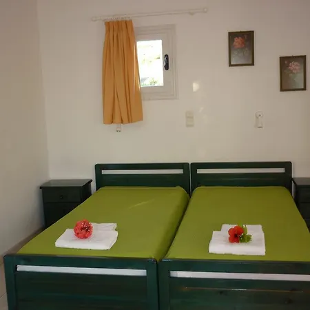 Guest house Manolis Farm Aliko Beach